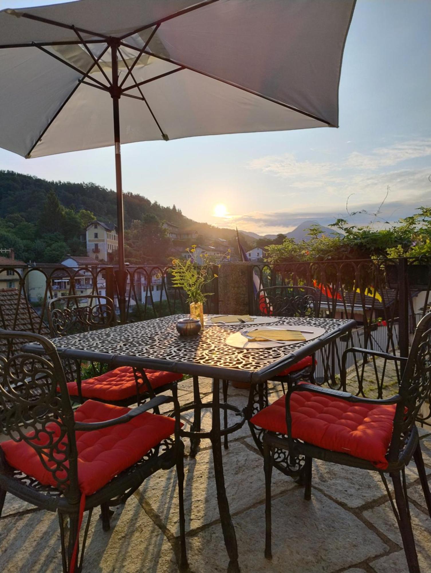 Guesthouse Giulietta E Romeo Cossogno Εξωτερικό φωτογραφία
